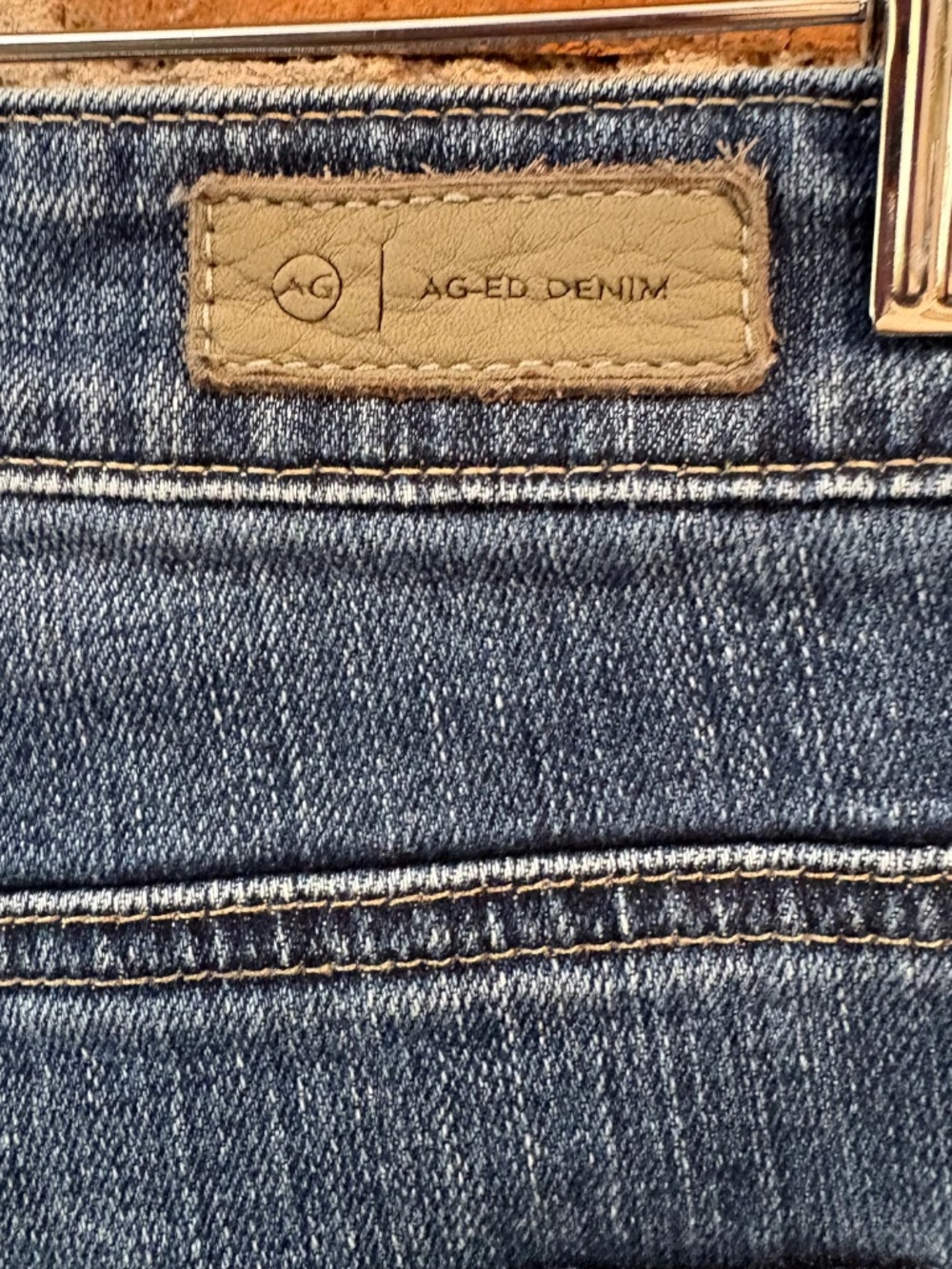 AG-ED “Saige” Mid Rise Wide Leg Crop Jean Size 28 Indigo Wash Japanese Fabric - Picture 4 of 8